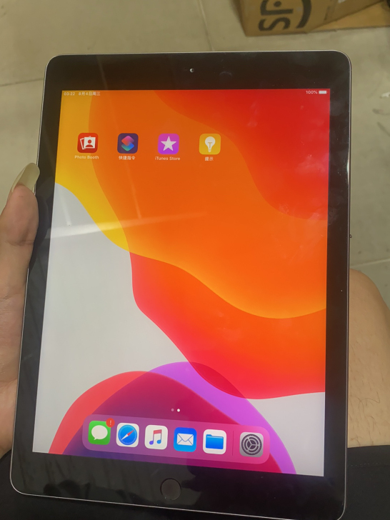 ipad.2018。32g国行,无拆无修。...