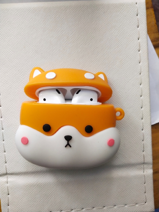 无线耳机，自用一次后在家闲置音质好，清晰