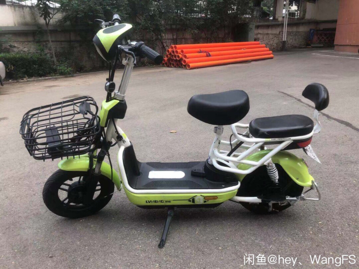 山东政法学院学生自用绿源电动车