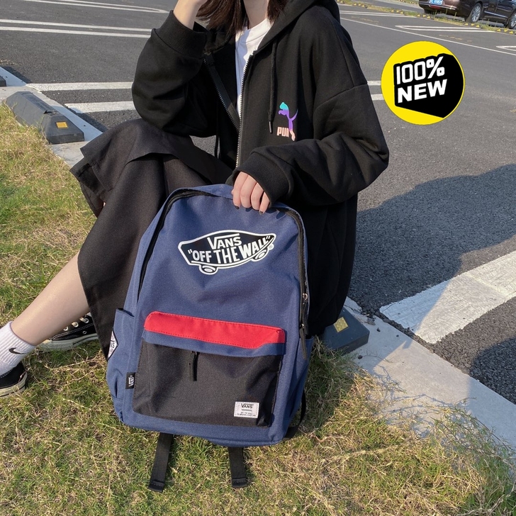 正品新款时尚VANS双肩包情侣书包旅行包电...