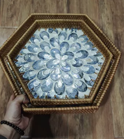 藤编羽毛贝壳收纳筐 本款产品选取越南秋藤手...