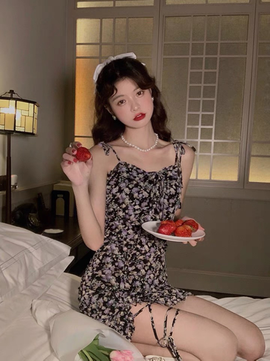 范智乔 碎花连衣裙女夏褶皱设计感小众甜辣妹...