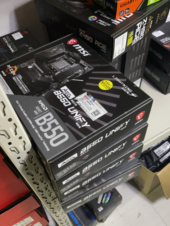 微星 B550 UNIFY主板