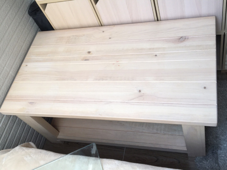 宜家实木茶几 几乎全新 一直盖着桌布的 1...