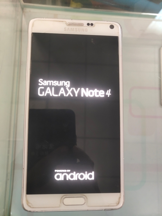 三星note4 一直重启 屏幕好  内存不...