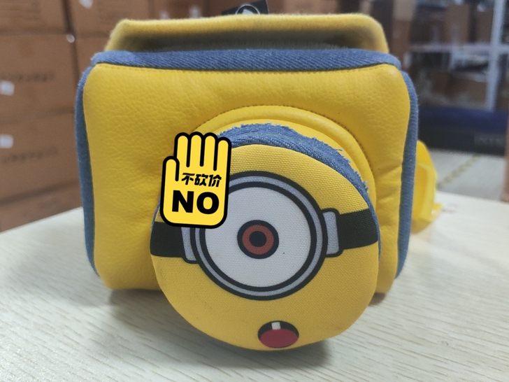 微单相机包小黄人