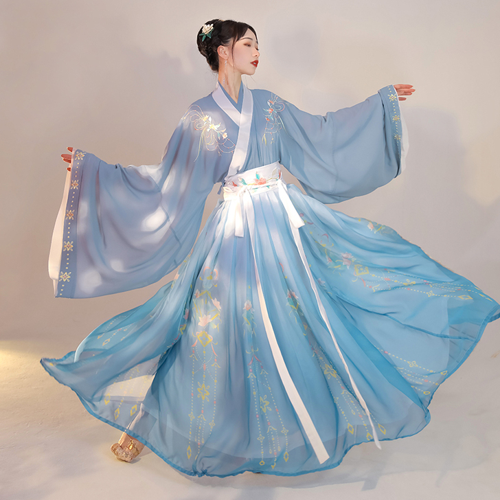 云芳晴绾星辰汉服女中国风原创正品刺绣6米摆...