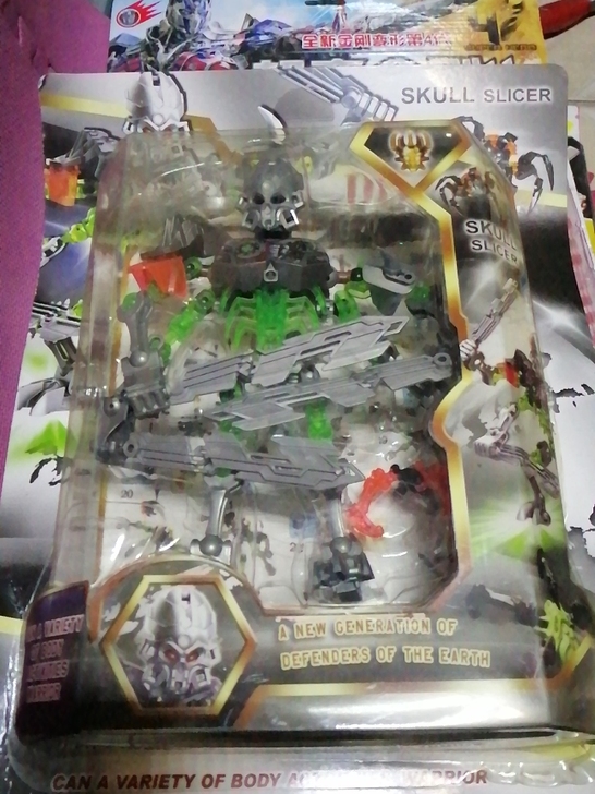 普通的全新 变形金刚，变形金刚包邮