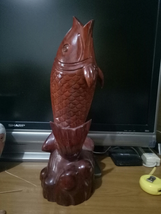 木雕摆件大鲤鱼 整个硬木雕刻,栩栩如生,5...