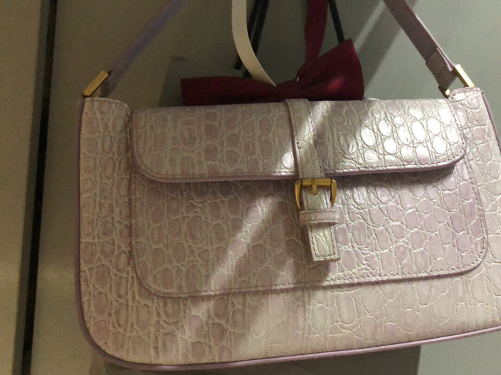 小ck旗舰店入手的腋下包