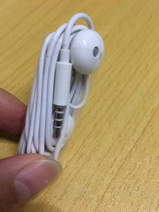 华为Mate30原装3.5圆孔耳机全新没用...
