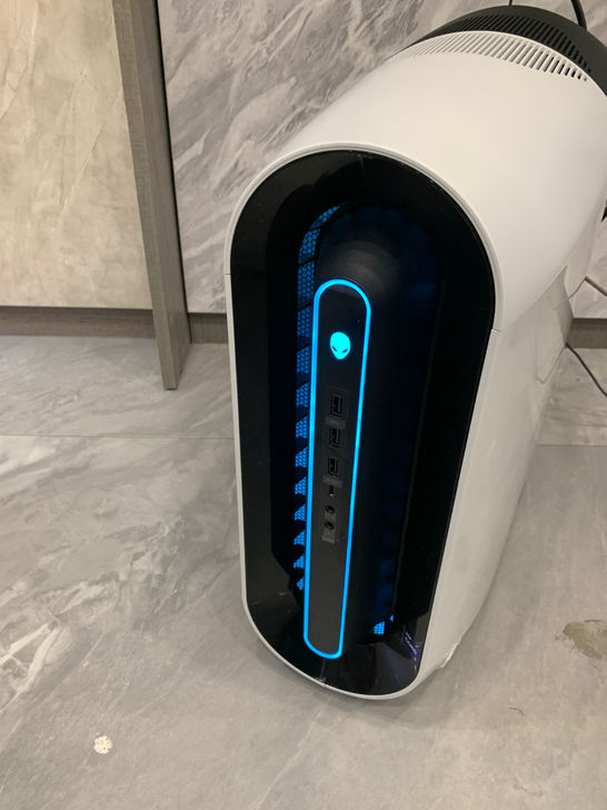 外星人r12 8996w主机，配置如图，1...