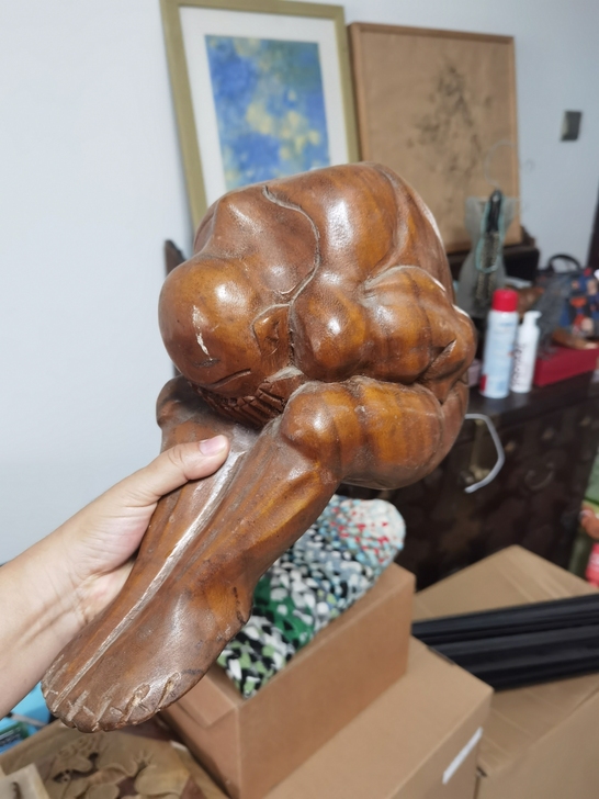 欧洲忘了哪个城市买回的木雕，十年前，木雕一...