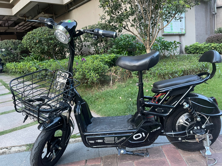 电动自行车  麻烦看清楚再联系！！