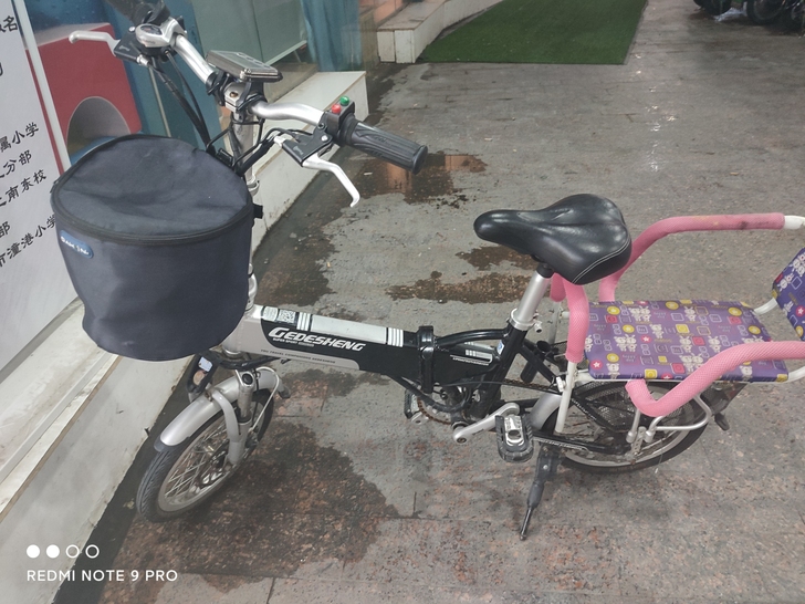 正步 七速变速 30公里锂电 小孩做不...