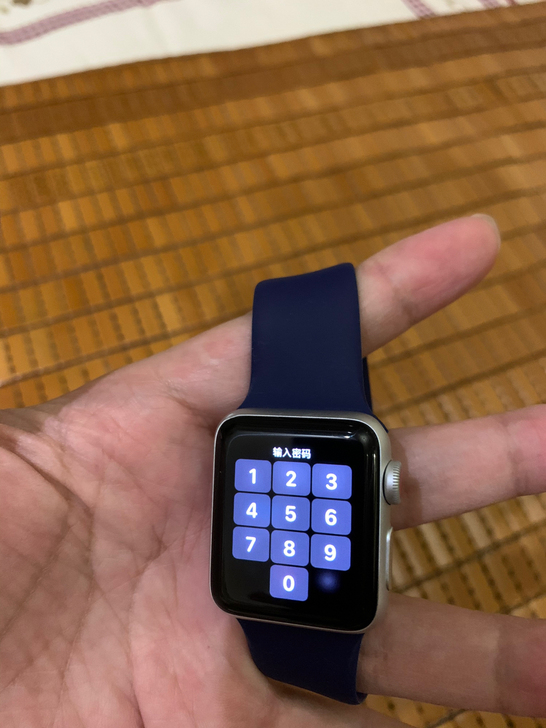 用的很少，给有需要的人吧，国行watch3...