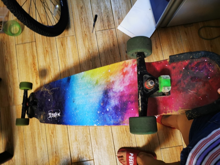 大长板，滑板，成色旧，但是好用，50出不讲...