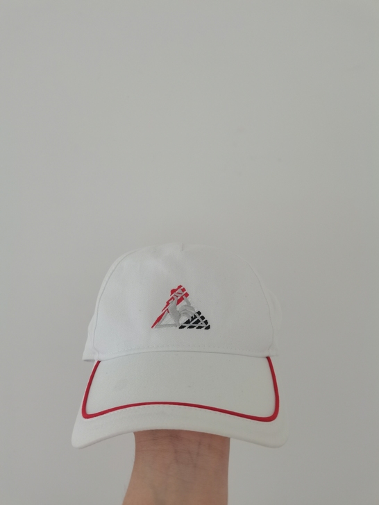 乐卡克鸭舌帽9成新