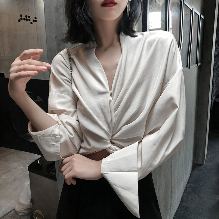 ins白色衬衫女港风chic早秋宽松长袖心...