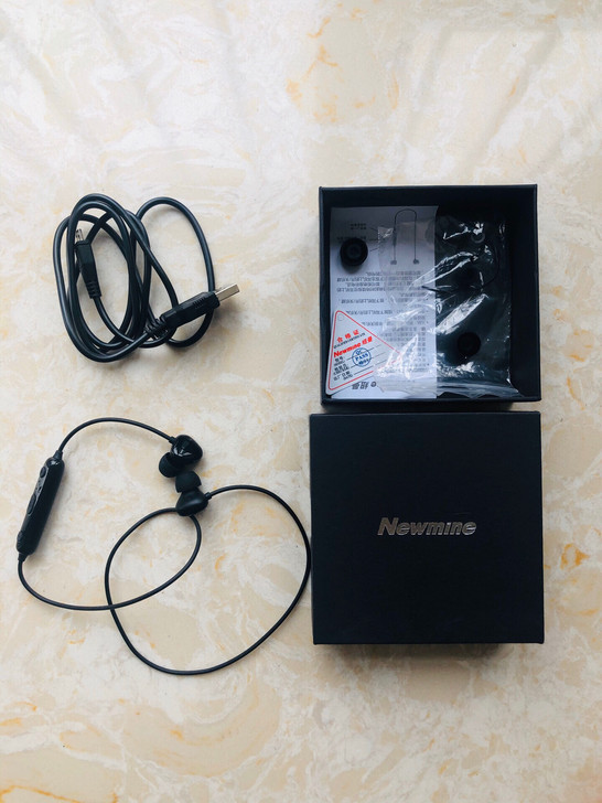 纽曼蓝牙运动耳机，挂脖式