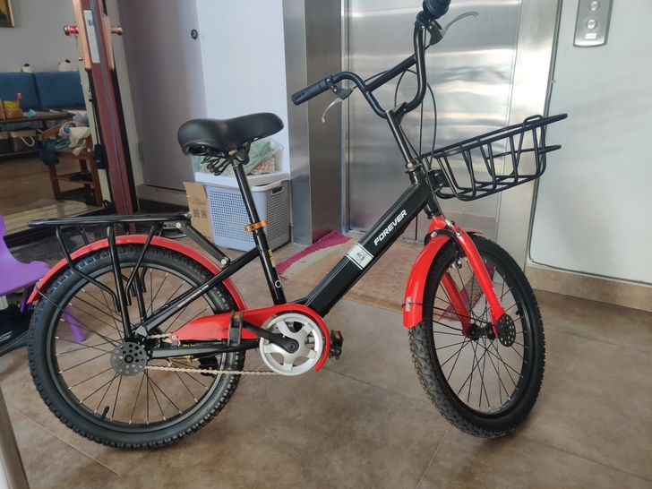 买的上海永久小自行车用不到，几乎没有骑过，...