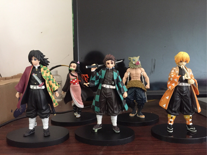 特价超帅鬼灭之刃祢豆子蝴蝶忍手办真实