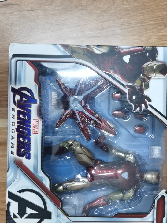 出一个中动钢铁侠马克85