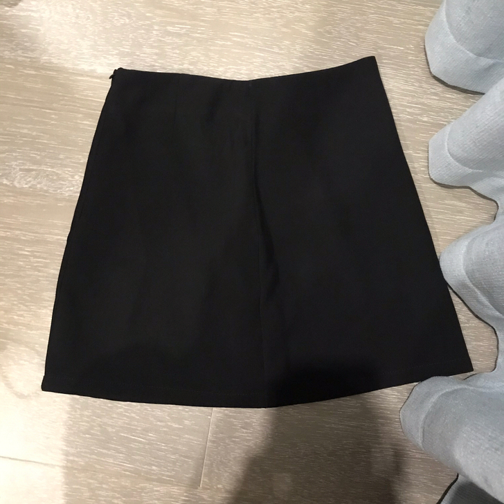 半身裙 包臀裙 显瘦黑色 全新 仅试穿
