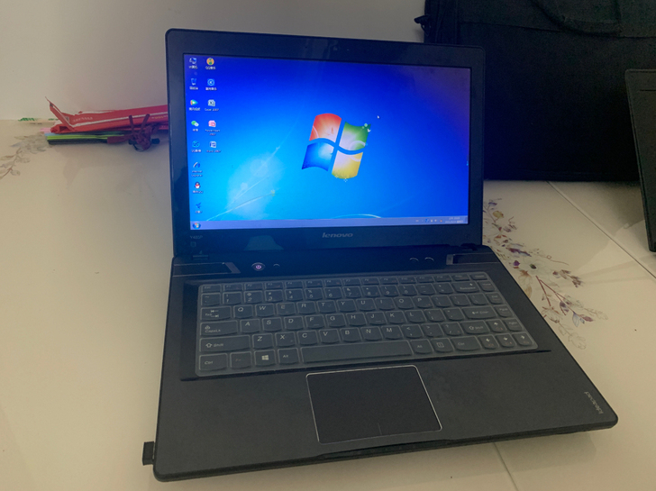 出一台老联想 ideapad y485，自...