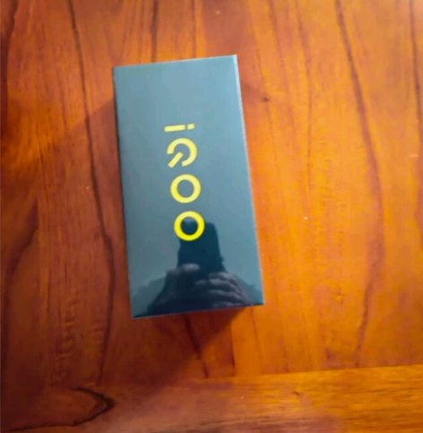 全新未拆封vivo iQOO Z6x 8G...