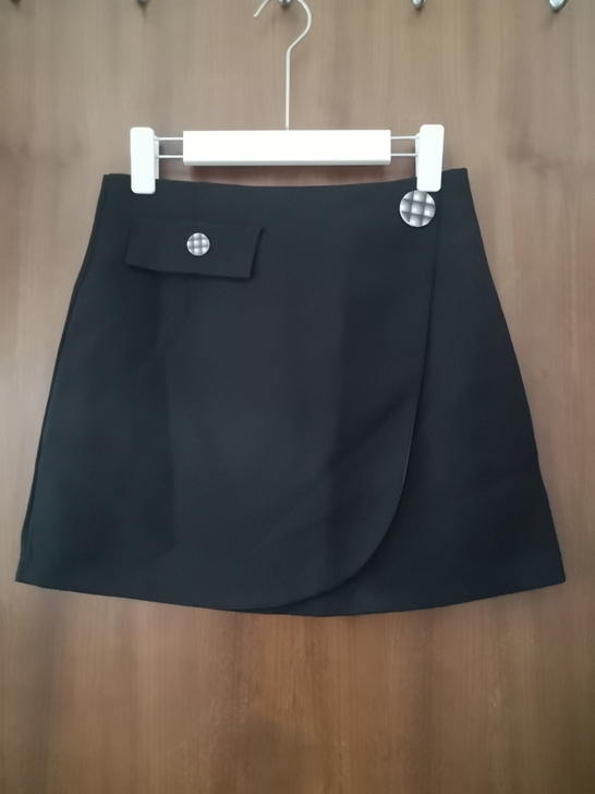 撤店清货黑色短裙