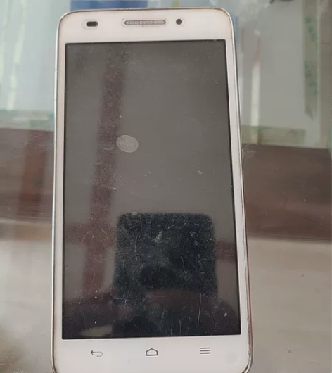 荣耀手机，闲置无用，老款手机，可供家里老人...