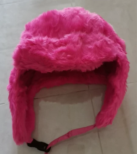 全新c##amp；amp；A毛绒帽，戴上非...