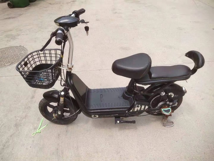 因毕业出售爱车一辆,有意者联系