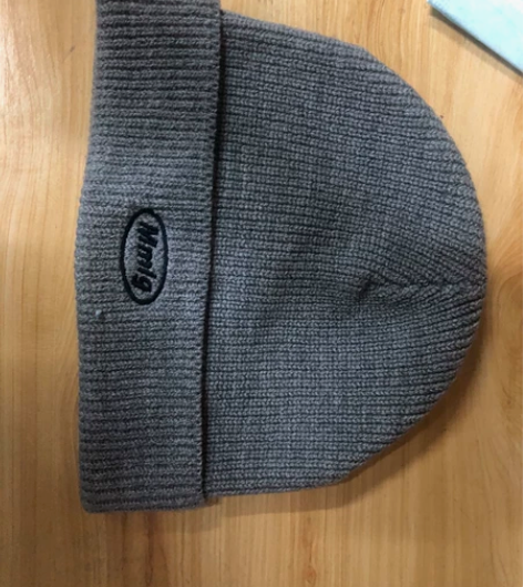 mmlg毛绒帽，买回来试了两次结果不太适合...