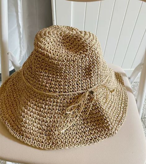 购于日本大阪，蝴蝶结女士草帽，这是那种不怕...