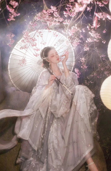 夜樱-司南阁汉服出租武汉