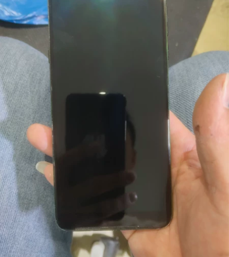 黑鲨helo一手机，几乎全新，屏幕完美无老...