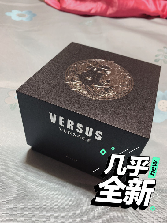 VERSUS VERSACE范思哲2021...