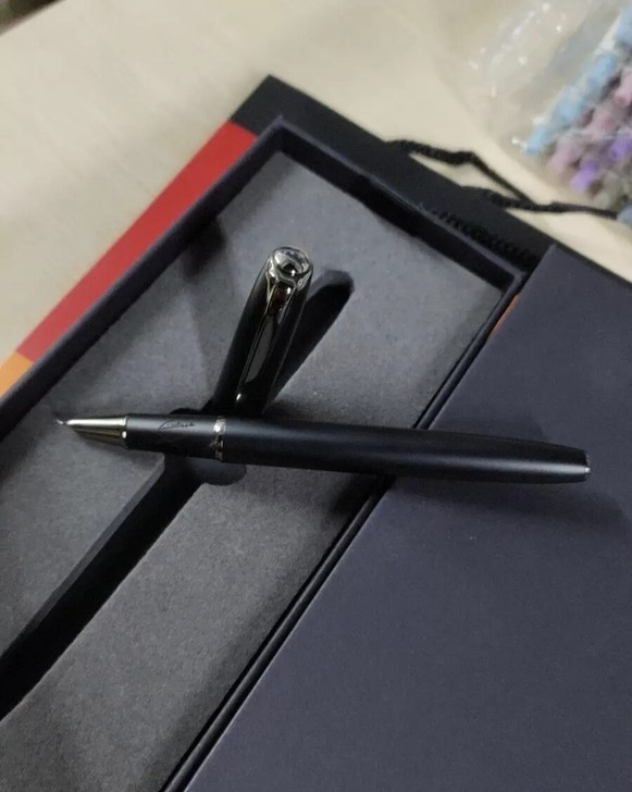 毕加索916美工钢笔0.7，原价98元，现...