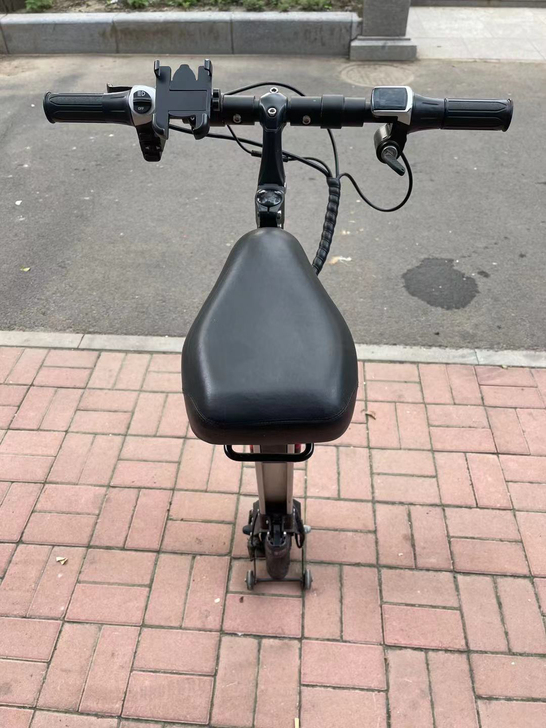 出售自用折叠电动车,照片方便,时速25左右...