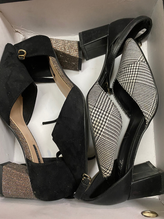 黑色高跟鞋  9成新以上