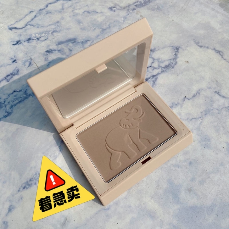 戈戈戈修容 贼自然 02号色 适合亚洲人肤色