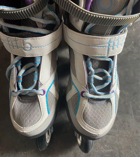 迪卡侬固定码成人滑冰鞋38码、原价399元...