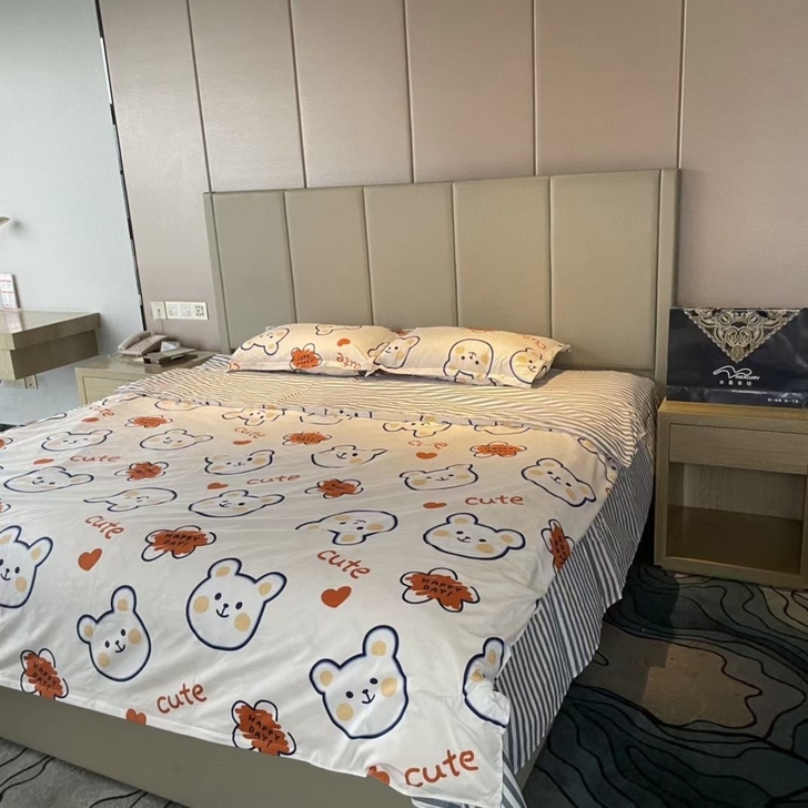 厂家清仓水星家纺四件套带专柜手提袋58.9...