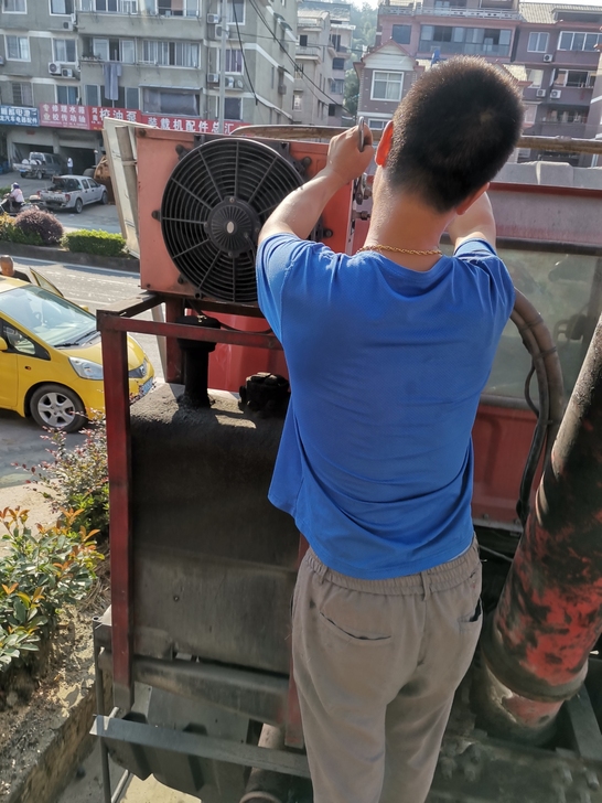 车卖了，电动空调完好无损的！便宜卖