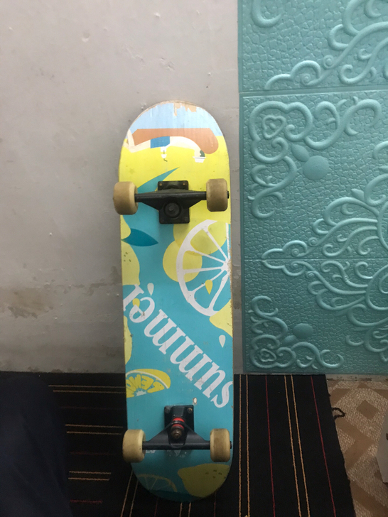 感觉还行,不经常玩,经常放房间里,