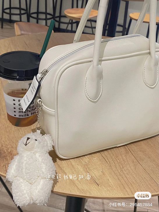 2021JENNIE金智妮同款奶油色洋气时...