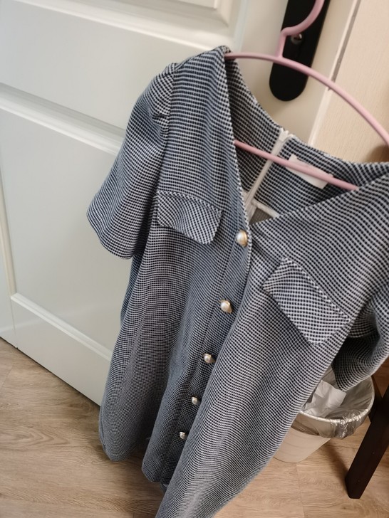 出小香风连衣裙，50