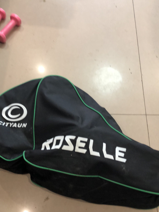 二手闲置溜冰鞋  牌子挺好的 可以正常用